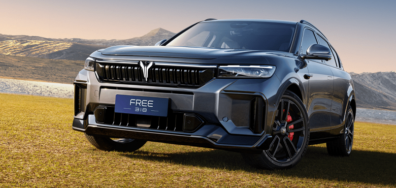 Доступная замена BMW и Audi. Отлично подготовленный для зимы 490-сильный полноприводный Voyah Free 318 Winter Edition оценили всего в 3,3 млн рублей в Белоруссии